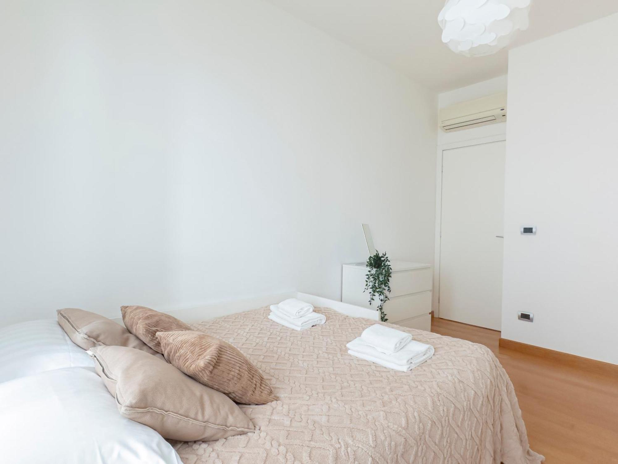 Luxury Apartment - Cesare Battisti 26A San Donato Milanese Exterior photo